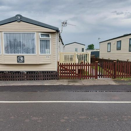 95 Holiday Resort Unity 3 Bed Passes Included Brean Bagian luar foto