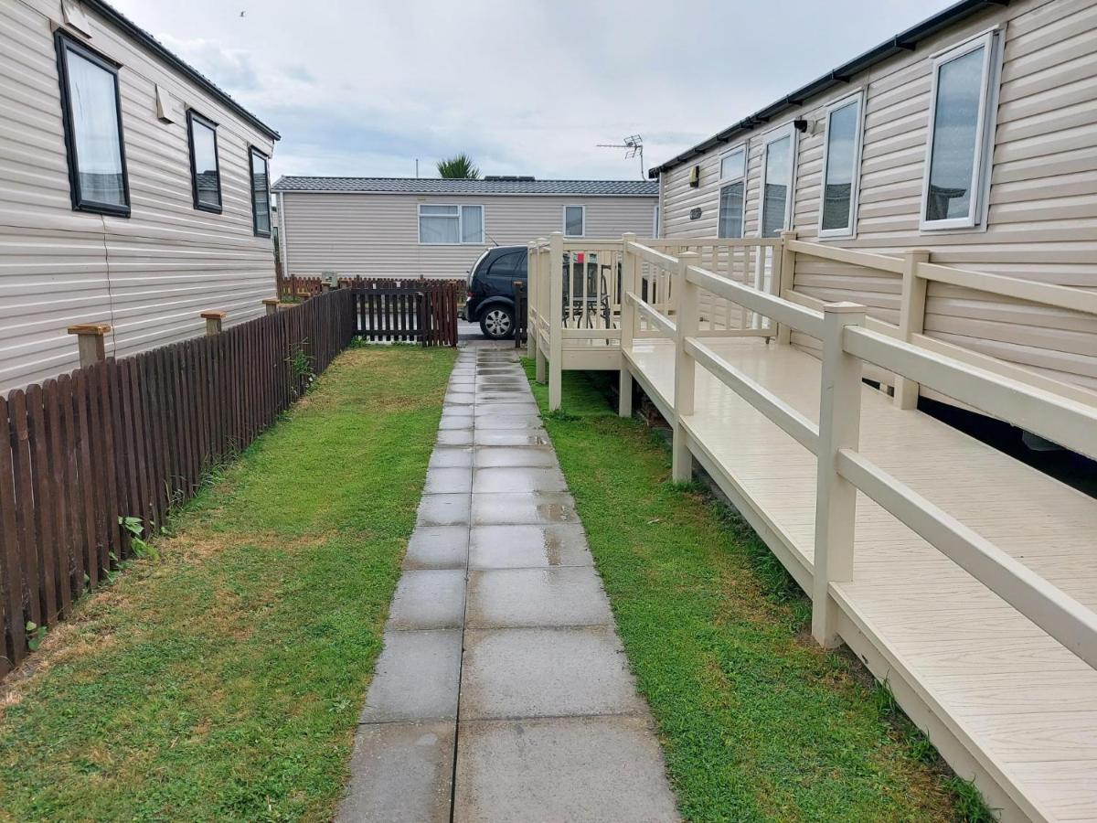 95 Holiday Resort Unity 3 Bed Passes Included Brean Bagian luar foto